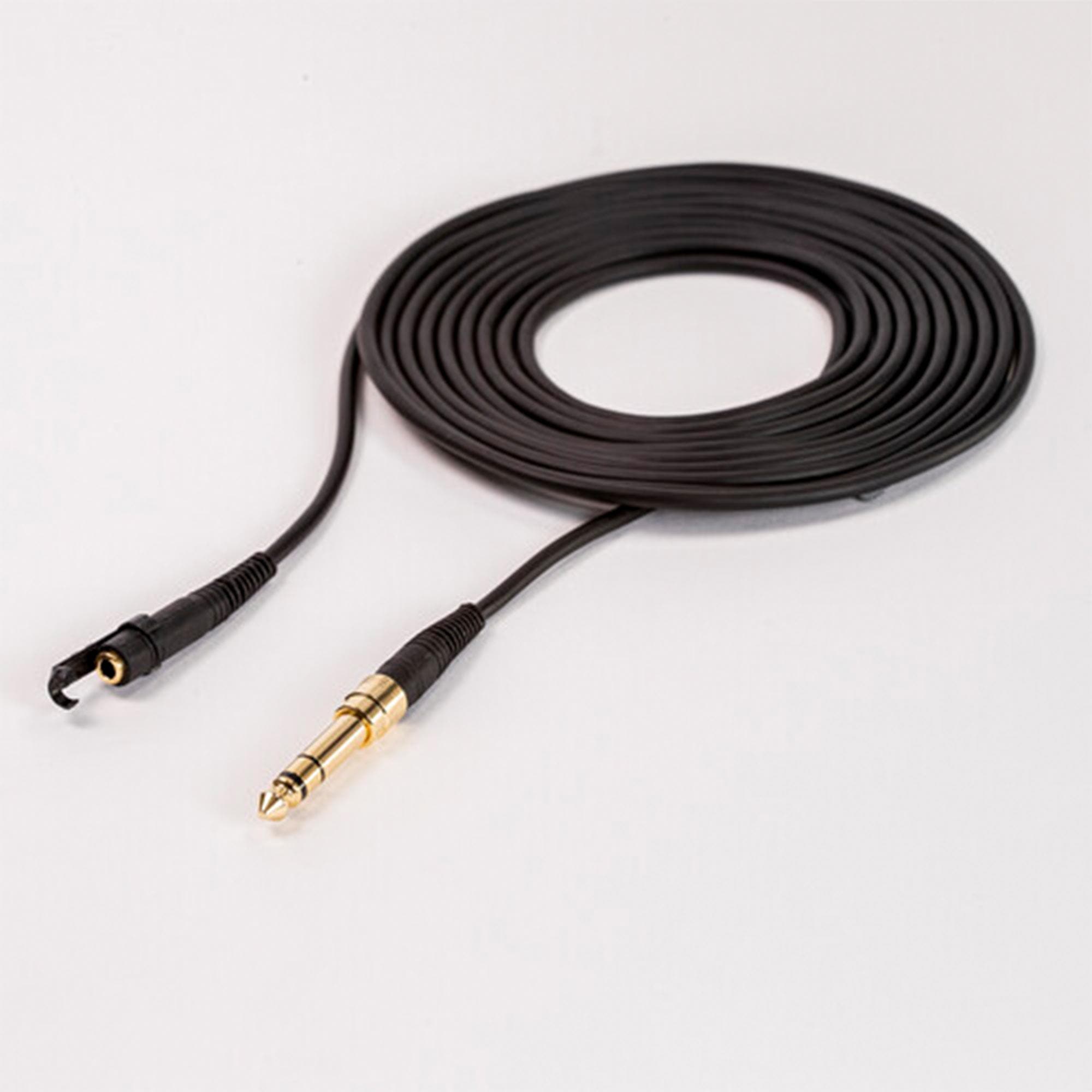 Zoom ZDM 1 Podcast Mic Pack with Headphones Windscreen XLR and